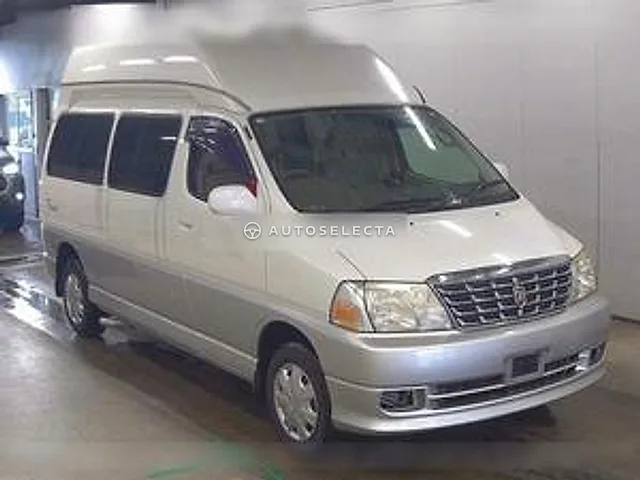 Toyota Grand Hiace 2003, auction grade 3