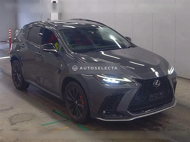 Lexus NX 2022, auction grade 5