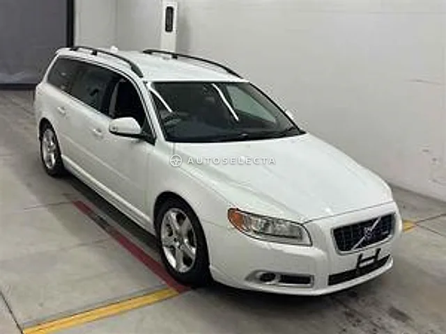 Volvo V70 2007, auction grade 3.5