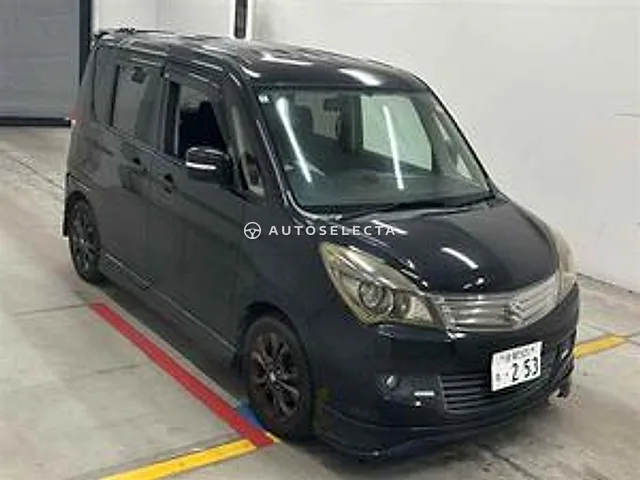 Suzuki Solio 2013, auction grade 3.5