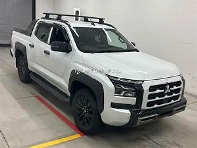 Mitsubishi Triton 2024, auction grade R