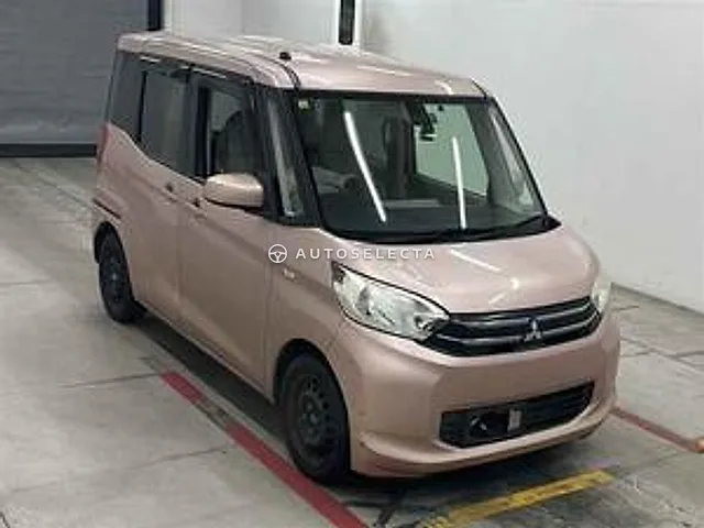 Mitsubishi eK Space 2016, auction grade 3