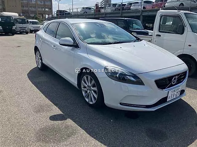 Volvo V40 2013