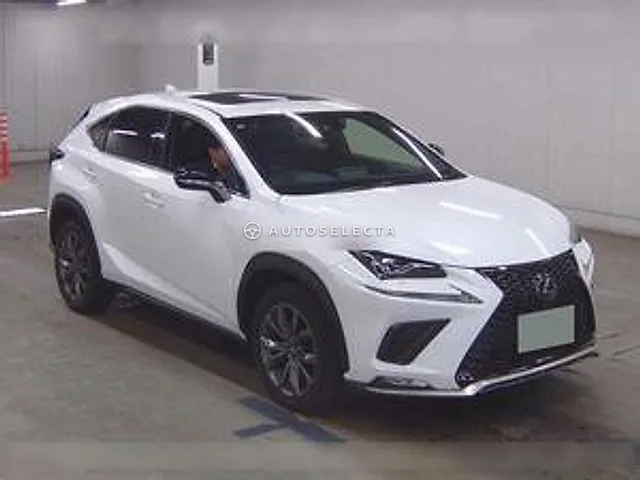 Lexus NX 2018, auction grade 3.5