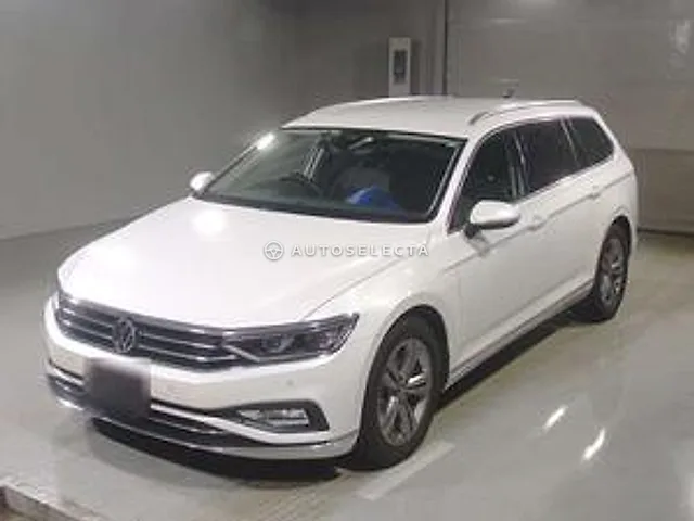 Volkswagen Passat Variant 2021, auction grade 4.5