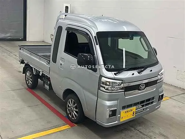 Daihatsu Hijet Truck 2022, auction grade R