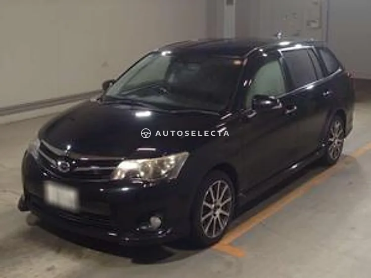 Toyota Corolla Fielder 2012, photo 1 of 1