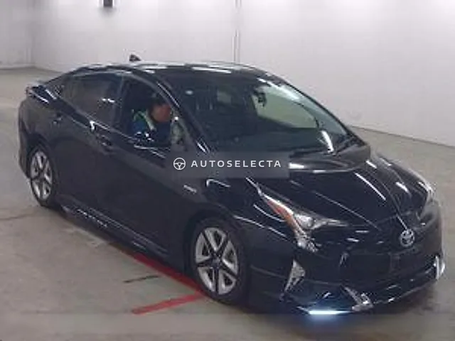Toyota Prius 2016, auction grade 4.5