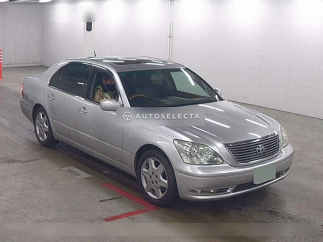 Toyota Celsior 2005, auction grade 4