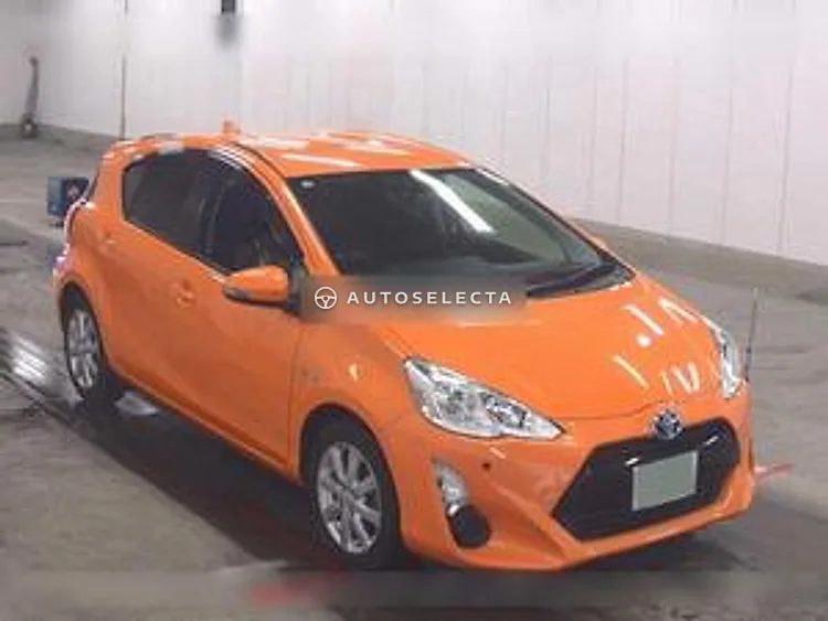 Toyota Aqua 2015, photo 1 of 1