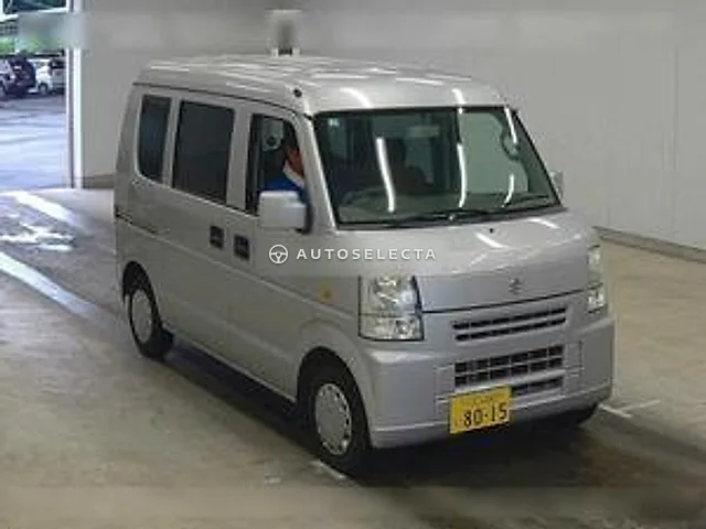 Suzuki Every 2010