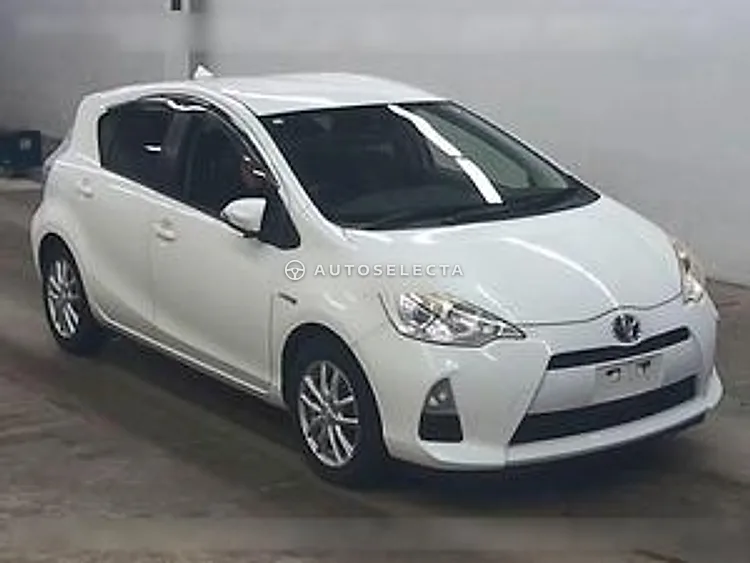 Toyota Aqua 2014, photo 1 of 1