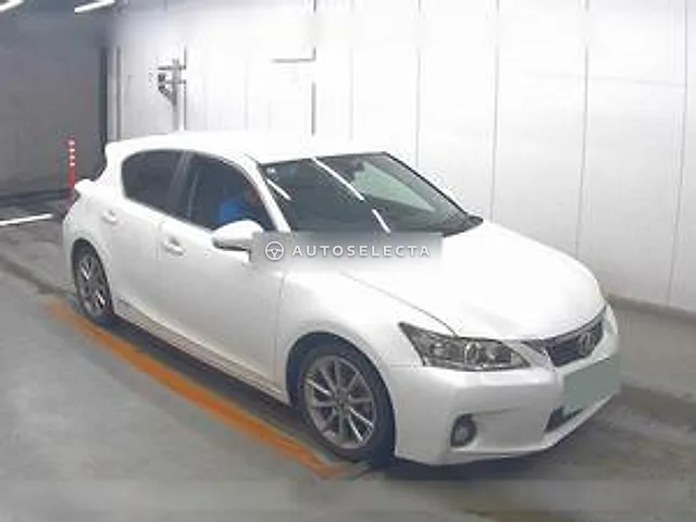 Lexus CT 2012, auction grade 4
