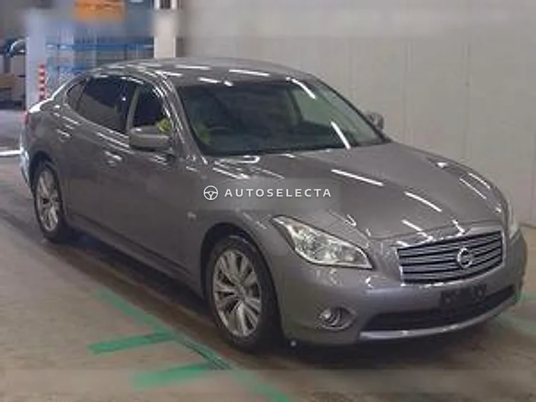Nissan Fuga 2011, photo 1 of 1