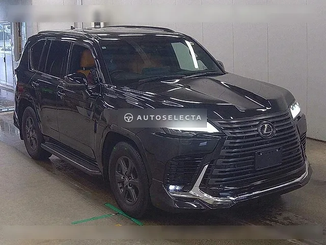 Lexus LX 2023, auction grade 5