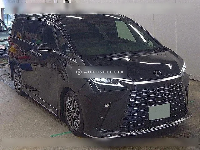 Lexus LM 2024, auction grade 5