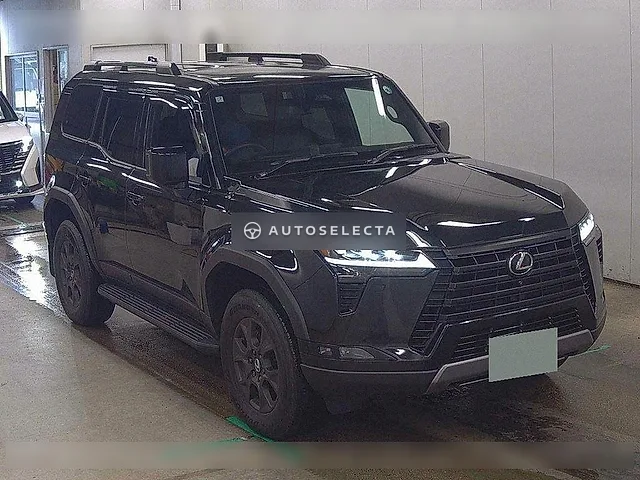Lexus GX 2025, auction grade 5