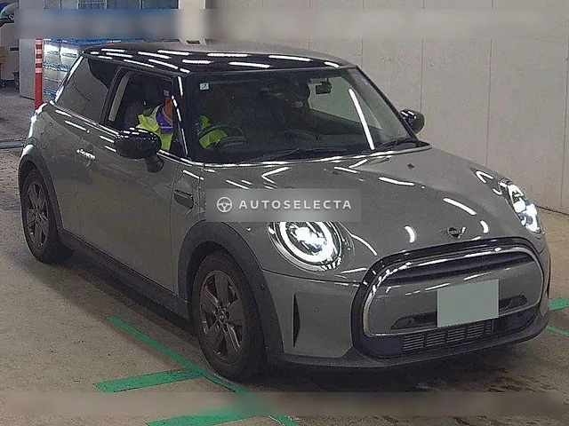 MINI 2021, auction grade 3.5