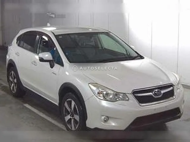 Subaru Impreza XV Hybrid 2014, auction grade 3.5