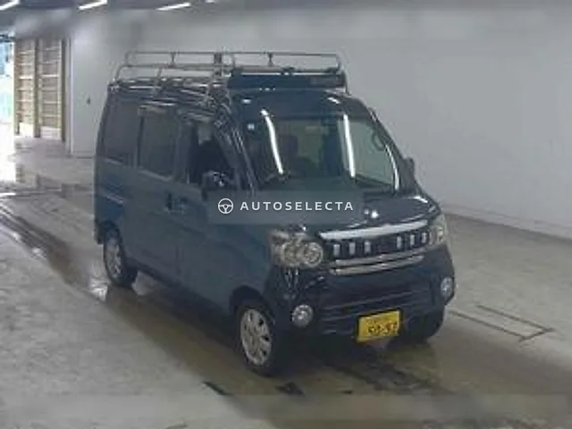 Daihatsu Atrai Wagon 2006, auction grade 3.5