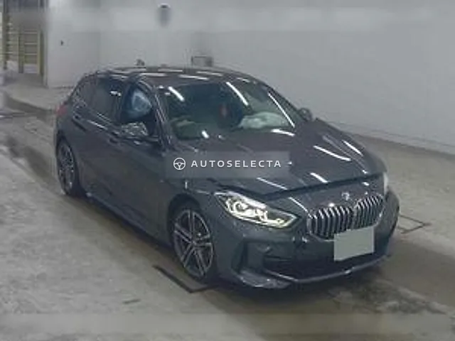 BMW 1 Series 2021