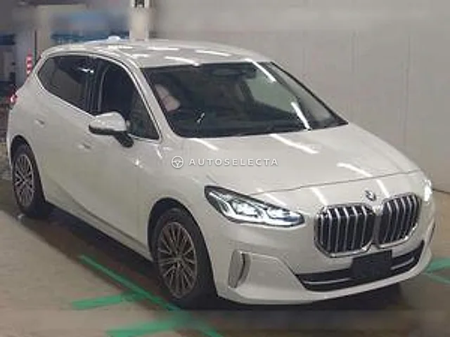BMW 2 Series 2024, auction grade 4