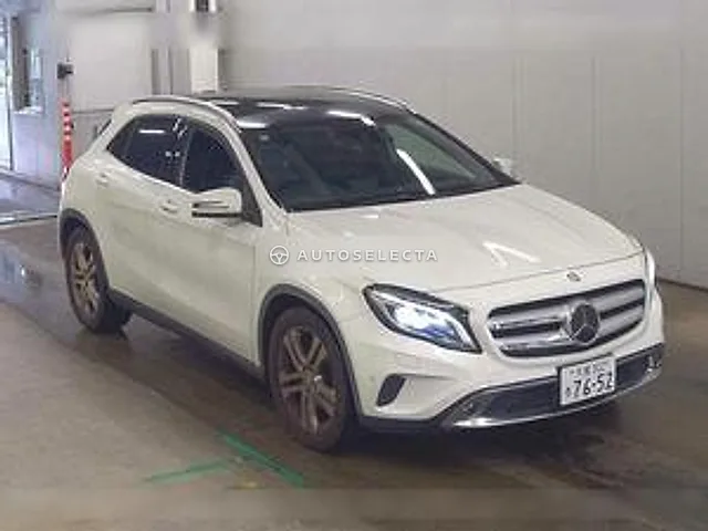 Mercedes-Benz GLA-Class 2015, auction grade 4.5