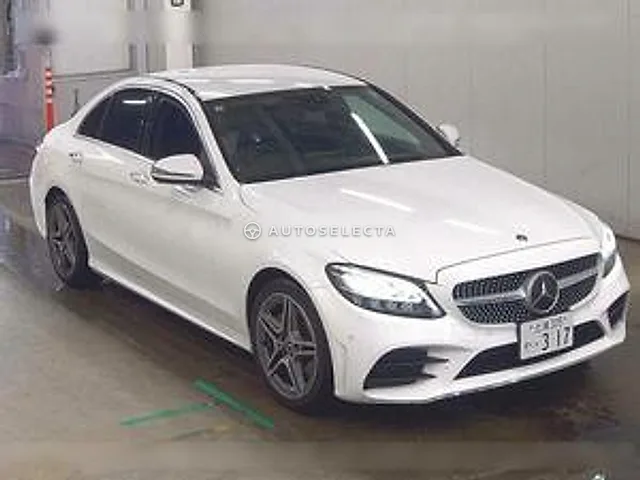 Mercedes-Benz C-Class 2019, auction grade 4.5