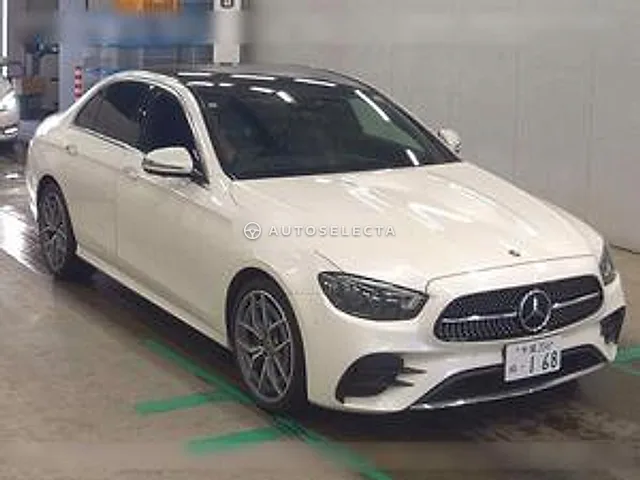 Mercedes-Benz E-Class 2023, auction grade 4.5