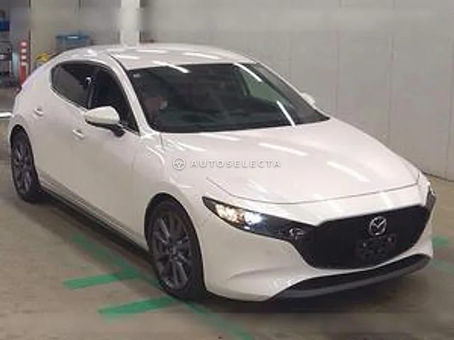 Mazda MAZDA3 Fastback 2021, auction grade 4