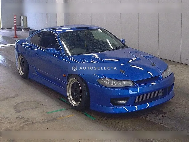 Nissan Silvia 1999, auction grade R