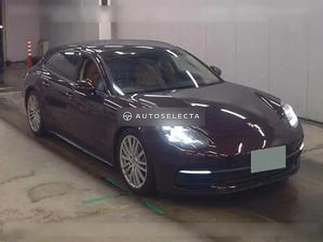 Porsche Panamera 2018, auction grade 4