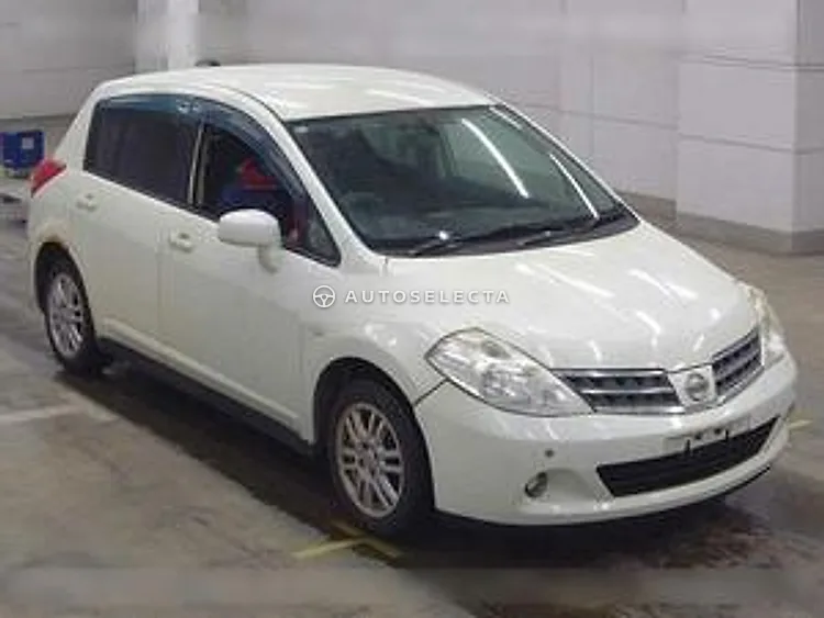 Nissan Tiida 2011, photo 1 of 1