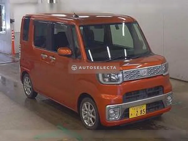 Daihatsu Wake 2015, auction grade R