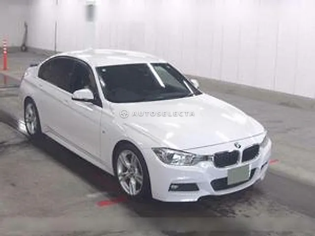 BMW 3 Series 2017, auction grade 4.5