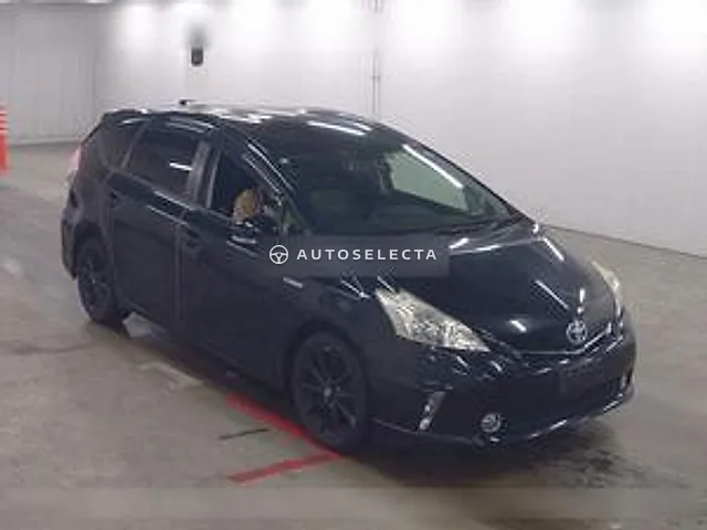Toyota Prius Alpha 2012, auction grade 3.5