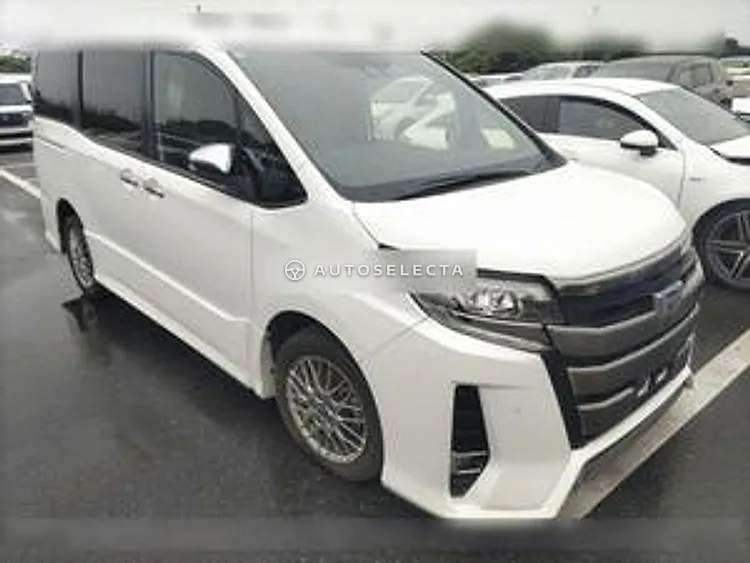 Toyota Noah 2020, photo 1 of 1