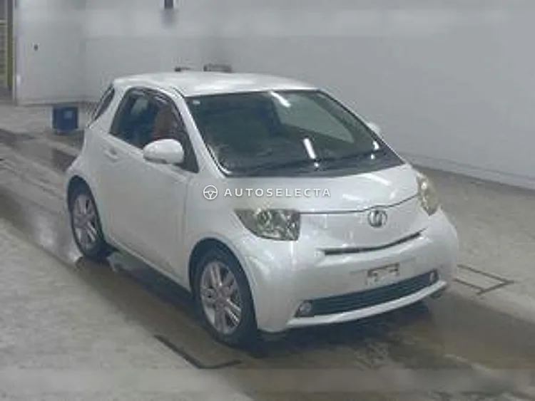 Toyota iQ 2010, photo 1 of 1
