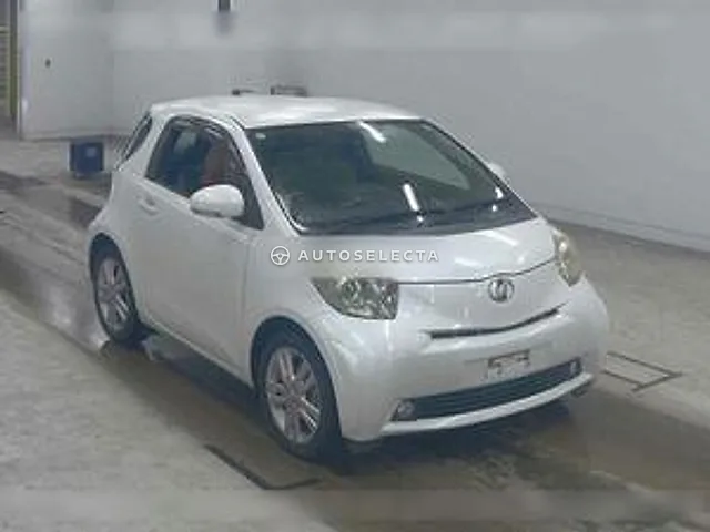 Toyota iQ 2010, auction grade 3
