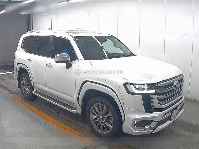 Toyota Land Cruiser 2025, auction grade 5