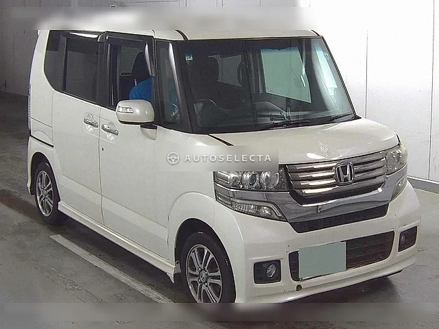 Honda N-BOX+ Custom 2013