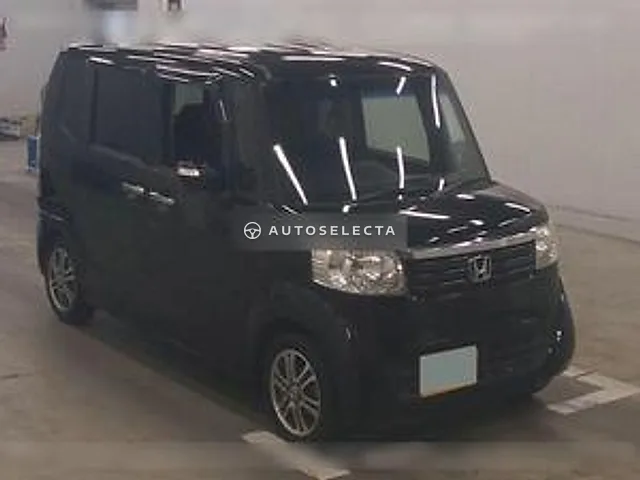 Honda N-BOX 2013, auction grade R