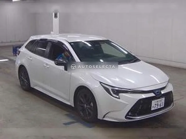 Toyota Corolla Touring 2025, auction grade 5