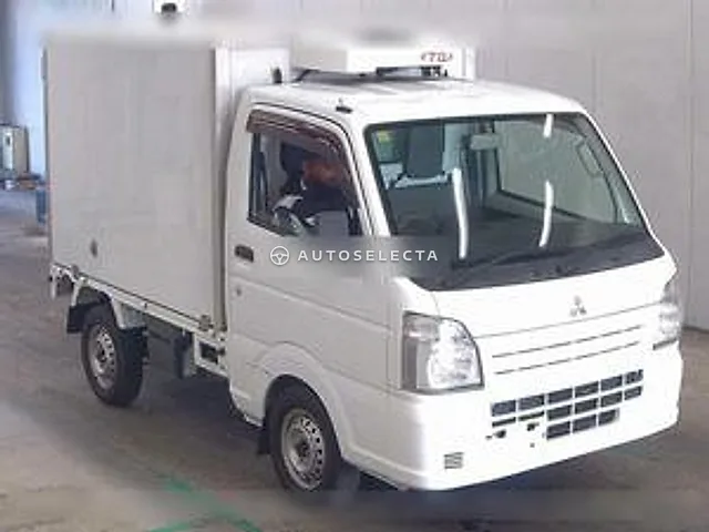 Mitsubishi Minicab Truck 2017, auction grade 4.5