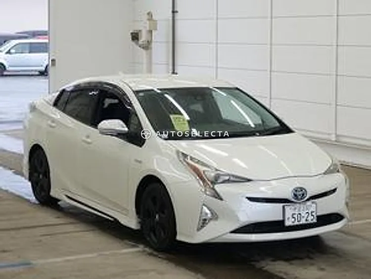 Toyota Prius 2017, photo 1 of 1