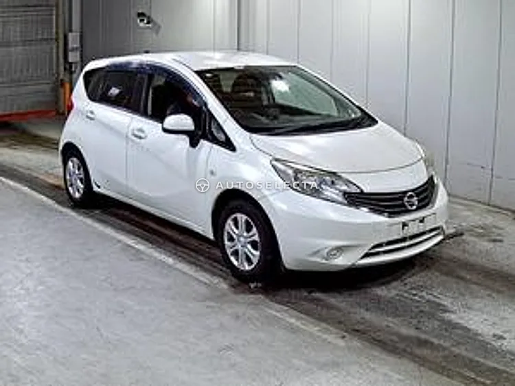 Nissan Note 2014, photo 1 of 1