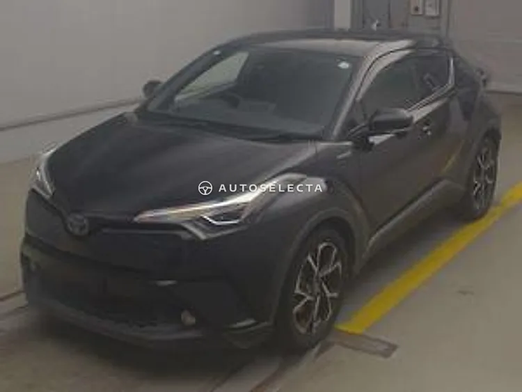 Toyota C-HR 2017, photo 1 of 1