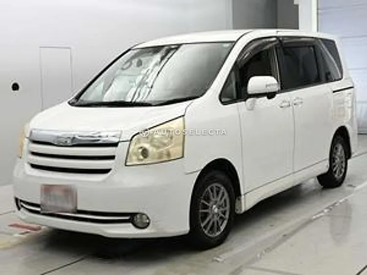 Toyota Noah 2007, photo 1 of 1