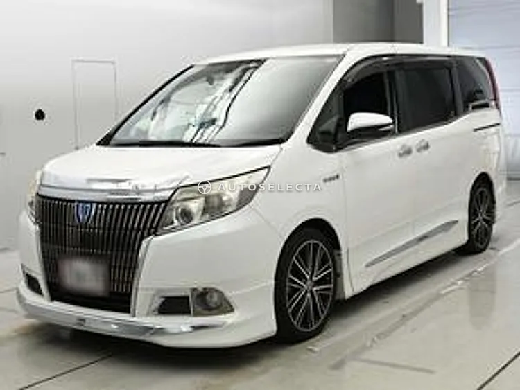 Toyota Esquire 2015, photo 1 of 1