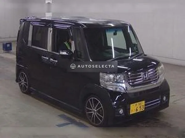 Honda N-BOX Custom 2012, auction grade RA